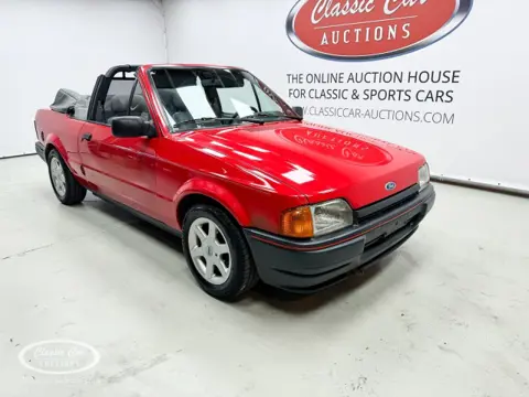FORD ESCORT   - ONLINE AUCTION