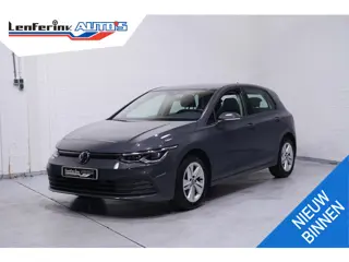 Volkswagen Golf 1.0 eTSI Life Business Carplay Achteruitrijcamera ACC Navi Massagestoel 1e Eigenaar 