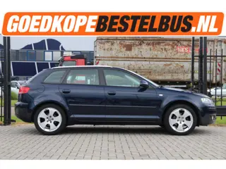 Audi A3 Sportback 1.6 FSI / Ambition / Cruise / Clima..