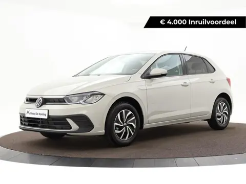 Volkswagen Polo Life Edition 1.0 TSI 95 pk 5 versn. Hand · Achteruitrijcamera ·