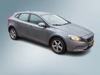 Volvo V40 2.0 D2 Nordic+ mooie auto! Rijdt en schakelt perfect.