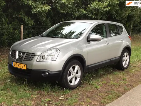 Nissan Qashqai 1.6 Acenta met trekhaak / nieuwe koppeling