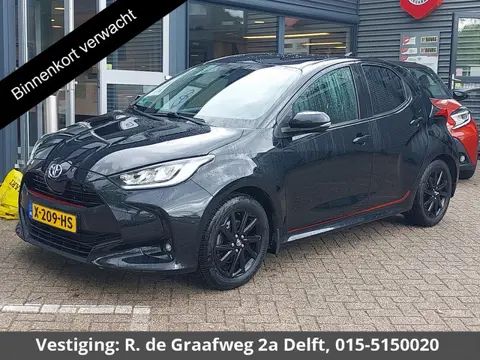 Toyota Yaris 1.5 Hybrid Black Edition | Apple Carplay & AndroidAUTO | Camera | Privacy Glass |