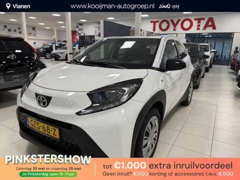 Toyota Aygo X 1.0 VVT-i MT Play + Trekhaak, NL Auto, zeer netjes 1e eigenaar en BTW auto