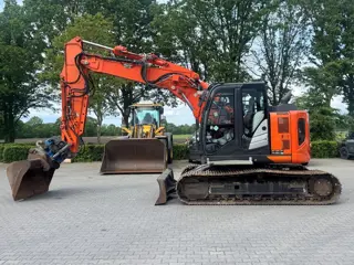 Hitachi ZX135-6 5700 HR !! SMP DKS (bj 2017)