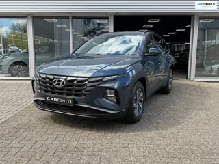 Hyundai Tucson 1.6 T-GDI MHEV Comfort 180 Pk | Navi-Carplay | Clima | Camera | Cruise | 17".