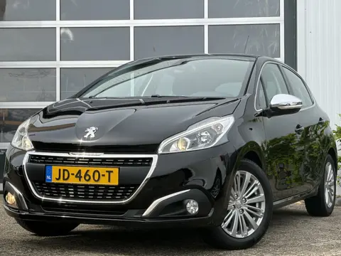 Peugeot 208 1.2 PureTech Allure 110pk | Nieuwe Motor | Volautomaat | Apple Carplay/Android Auto | Cr