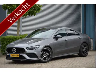 Mercedes-Benz CLA-Klasse 180 AMG-LINE | PANORAMADAK | SFEERVERLICHTING | KEYLESS-GO | CAMERA | KEYLE