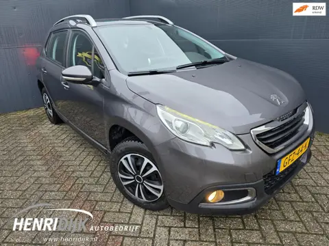 Peugeot 2008 1.2 VTi Allure Panodak / Carplay / Airco / Cruise