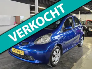 Toyota Aygo 1.0-12V +/N.A.P/5-DEURS/HISTORIE AANWEZIG/