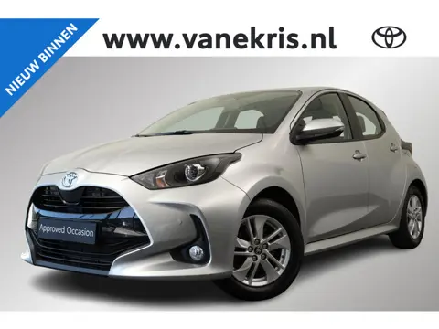 Toyota Yaris 1.5 Hybrid 115 Active, Adaptieve cruise control, Speed limiter, Apple Carplay / Android