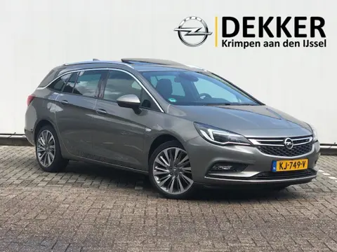 Opel Astra Sports Tourer 1.4 Turbo Innovation met Schuifdak, Navi/Camera, 18inch, AFN. Trekhaak