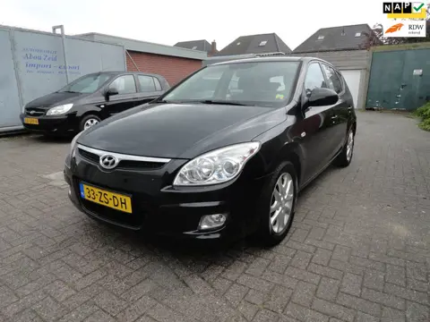 Hyundai I30 1.6i Style 5DRS (KM 207640 NAP AIRCO)