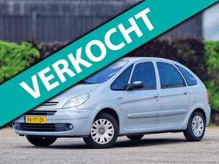 Citroen Xsara Picasso 2.0i-16V Image AUTOMAAT*Trekhaak*Climate control*Elektrische ramen*optische sc