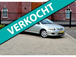 Toyota Avensis Wagon 1.8 VVTi Terra / Airco / Dealer onderhouden / Nap / Cruise