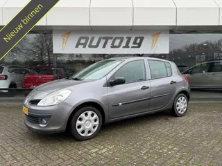 Renault Clio 1.2-16V Special Line