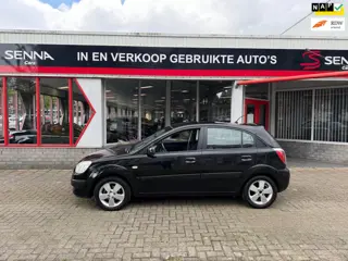 Kia Rio 1.4 - 5 drs - Airco - Inruil Mog !!