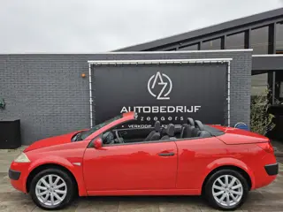 Renault Mégane Coupé-Cabriolet 1.6-16V Dynamique Luxe *Pano*Cabrio*AC*Navi