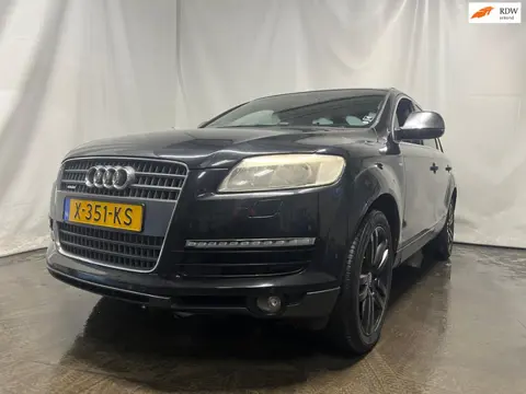 Audi Q7 3.0 TDI quattro SCHADEAUTO!!