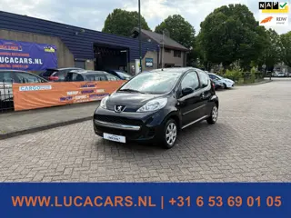Peugeot 107 1.0-12V XS NIEUWE APK!
