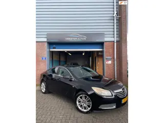 Opel Insignia 1.8 Edition MET NIEUWE APK 05-27