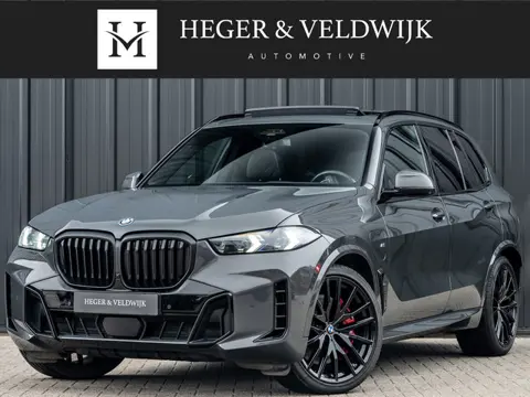 BMW X5 xDrive50e 490pk M Sport Pro | Panoramadak | Soft Close | Comfort Access | Trekhaak | Iconic G