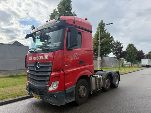 Mercedes-Benz Actros 2545 L 6X2 (bj 2015, automaat)