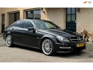 Mercedes-Benz C-klasse AMG C63 6.2 V8 | FULL OPTIONS
