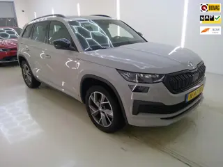 Skoda Kodiaq 1.5 TSI Sportline Business+Comf+functie-Pakket+vitrual+Leder= 28-DECEMBER 2021 = NIEUW-
