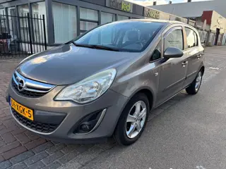 Opel Corsa 1.4-16V Anniversary Edition / Navi / Airco
