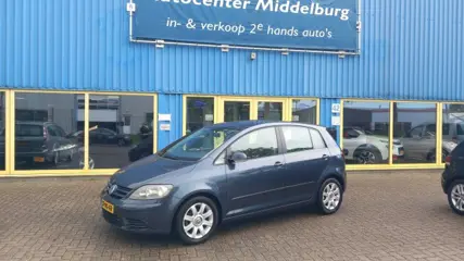 VOLKSWAGEN GOLF 1.6 FSI Sportline