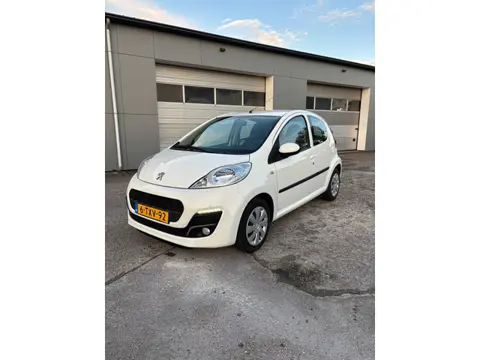 Peugeot 107 1.0 Active VOLLE APK!