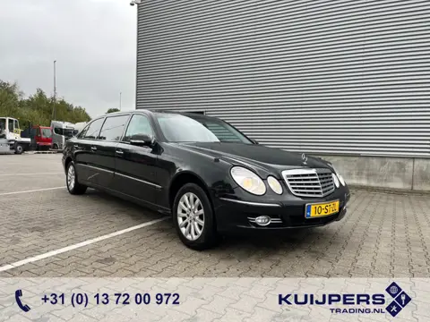 Mercedes-Benz E-Klasse / Limousine / 240 Avantgarde / 4-Matic / 8-pers / 123dkm!!