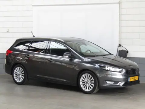 FORD FOCUS 1.0 Titanium