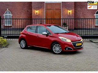 Peugeot 208 1.2 PureTech Allure / Automaat / 1e Eiegenaar / Nap / Trekhaak / LED / Navi / Bluetooth