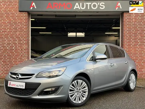 Opel Astra 1.4 Cosmo | Airco | Cruise | Rijklaar
