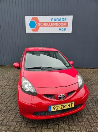 TOYOTA AYGO 