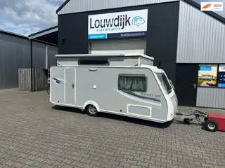 TRIGANO Silver 420 ’11 (Mover, Vastbed, Hefdak)