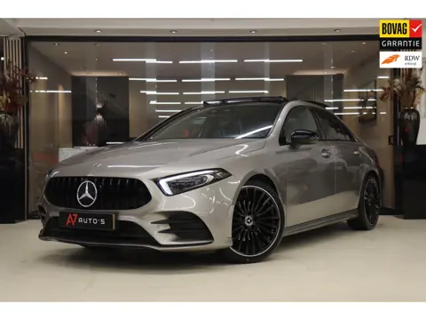 Mercedes-Benz A-klasse 200 AMG NAP Pano/Carplay/Keyless/Memory/Sfeerver/VOL