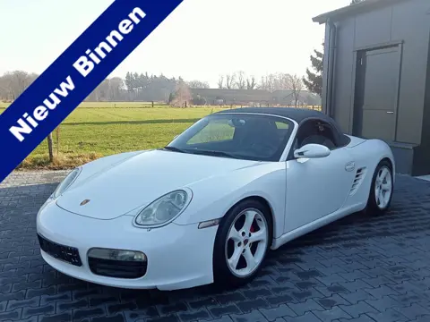 Porsche Boxster 987 2.7 245pk 2006 YOUNGTIMER staat op japans kenteken