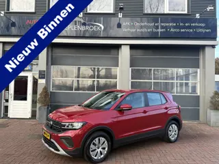 Volkswagen T-Cross 1.0 TSI 95pk 2024 Rood 410 KM NIEUW !!