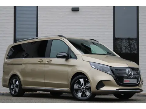 Mercedes-Benz EQV 300 L2 / AMG / New Model / Luchtvering / 7-Persoons / Burmester / Vol Opties / NIE