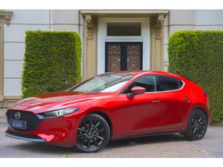 Mazda 3 2.0 e-SkyActiv-X M Hybrid 186 Luxury 360 CAM | BOSE | MEMORY | LEDER | HUD | CARPLAY