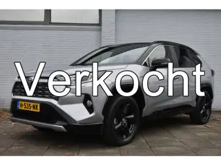 Toyota RAV4 2.5 Hybrid Bi-Tone Limited Automaat 218pk | Trekhaak | Stoel & Stuurverwarming | PDC | A