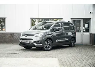 Toyota PROACE Verso | Pano dak | 5-Persoons | Achteruitrijcamera | PDC V+A |