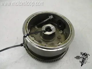 Honda XL650V(RD10) Vliegwiel met startkoppeling