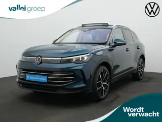 Volkswagen Tiguan 1.5 eHybrid 204 pk Elegance | Panoramadak | Trekhaak | 360 Camera | IQ Light | Ada