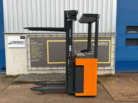 VS-22637 Elektrische sta stapelaar Still initiële lift