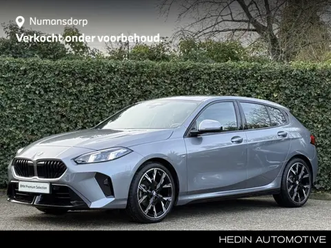 BMW 1-serie 120 | M-Sport | 19'' | Camera | Comfort Access | Stoelverw.