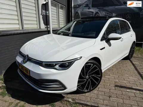 Volkswagen Golf 2.0 TDI Style Pano HUD